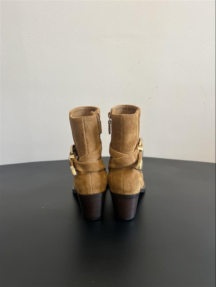 20251128174646727 380